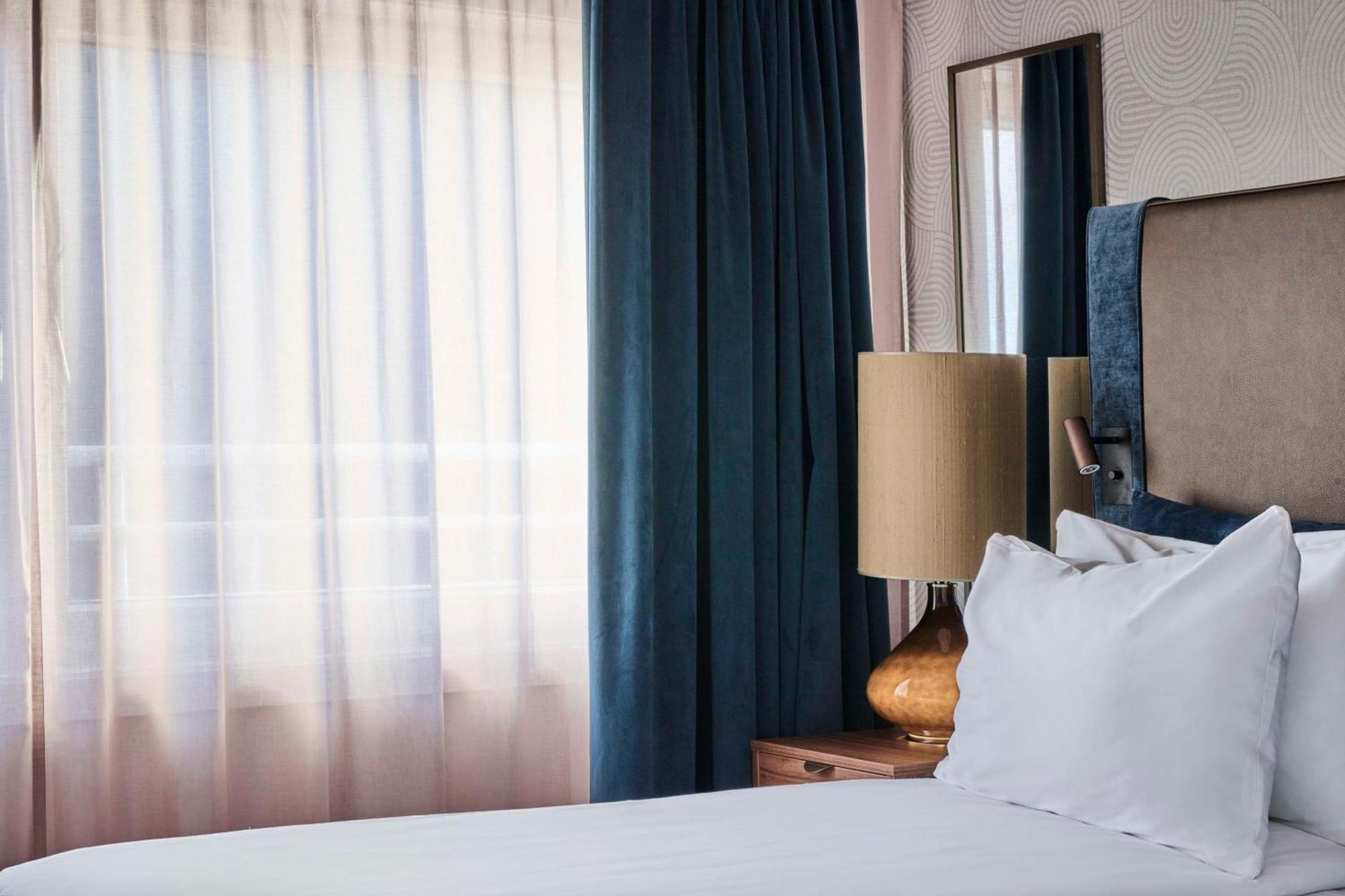 Radisson Blu Caledonien Hotel, Hotel 4*